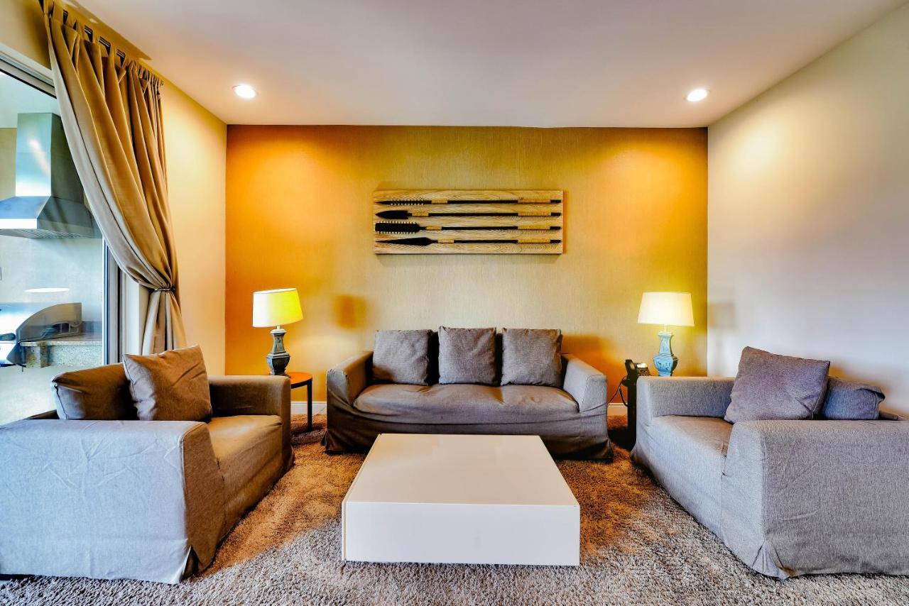 Beautiful Townhome Overlooking The Lake And The Pool 올랜도 외부 사진
